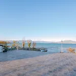 Sg Family - Lakeside Apartment